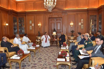Prime Minister of Sri Lanka  Mahinda Rajapaksa calls on President Kovind