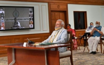 Shopping malls with 33 pct stores opening be allowed: Kejriwal suggests in letter to PM Modi