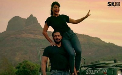 Salman Khan,Jacqueline Fernandez's Tere Bina song teaser releasedÂ 