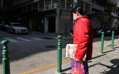 Coronavirus outbreak continues to disrupt normal life in China