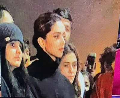 Deepika Padukone visits JNU, joins protest against attack on students