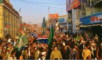 Pakistan: PDM leaders arrive in Mardan for 'Mehangai March'