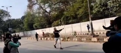 Man with gun fires at anti-CAA protests outside Jamia Millia University, one student injured 