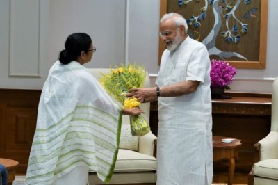 PM Modi in Kolkata today, likely to share dais with Mamata Banerjee