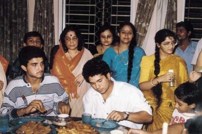 Sachin Tendulkar shares throwback image with Sourav Ganguly at BCCI chief's place