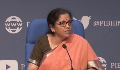 PM Modi and Finance Minister Sitharaman meet to discuss economic stimulus package amid COVID-19 outbreak