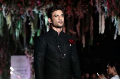 Shah Rukh Khan, Ajay Devgn mourn Sushant Singh Rajput's death