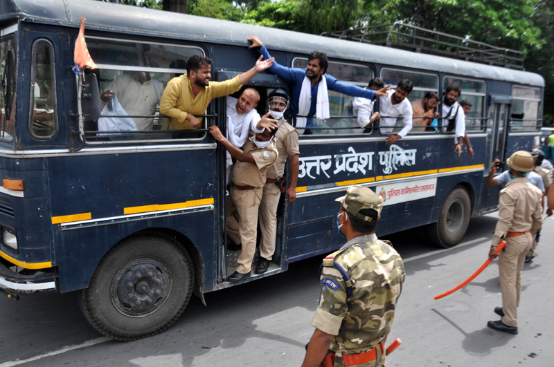 Lucknow: Aam Admi Party workers protest aganist the death of a dalit youth