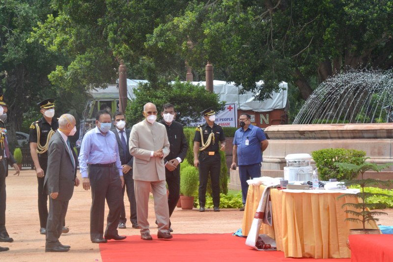 President Kovind flags off loaded truck of relief materials