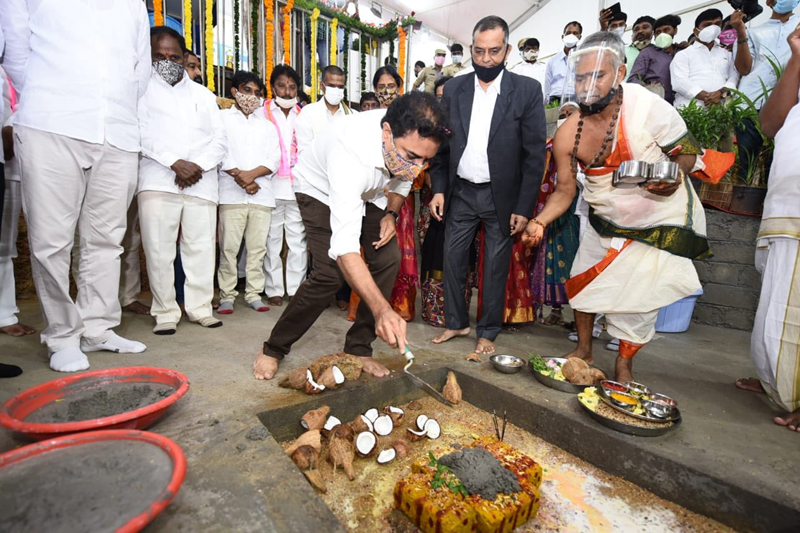 Telangana Minister lays foundation for rail coach factory