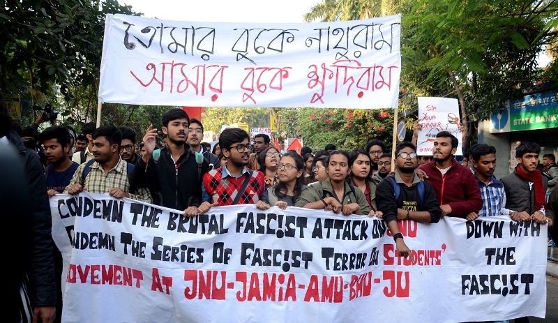 Jadavpur University students hit Kolkata streets protesting against JNU violence