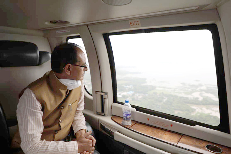Madhya Pradesh CM Shivraj Chouhan conducts aerial survey of flood-hit areas