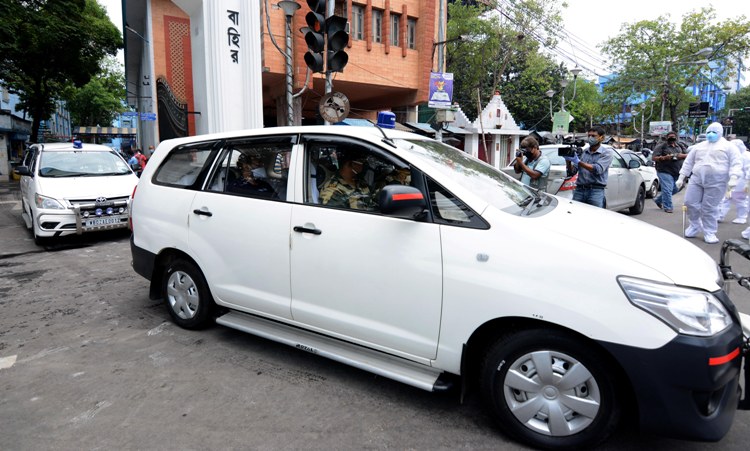 Central teams visit MR Bangur Hospital in Kolkata