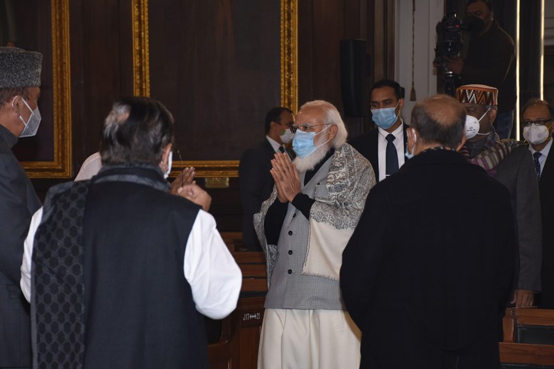 Narendra Modi pays tribute to Atal Bihari Vajpayee