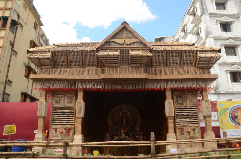 Durga Puja 2020 in Kolkata amid Covid-19