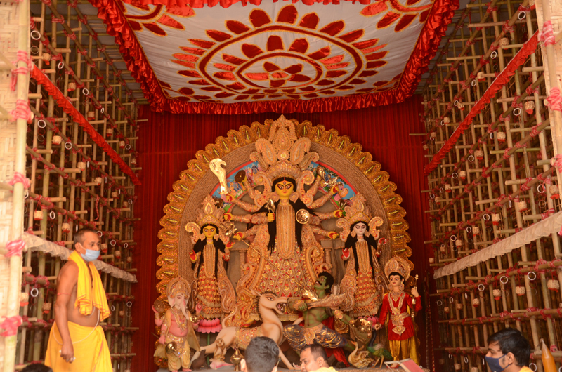 Durga Puja 2020 in Kolkata amid Covid-19
