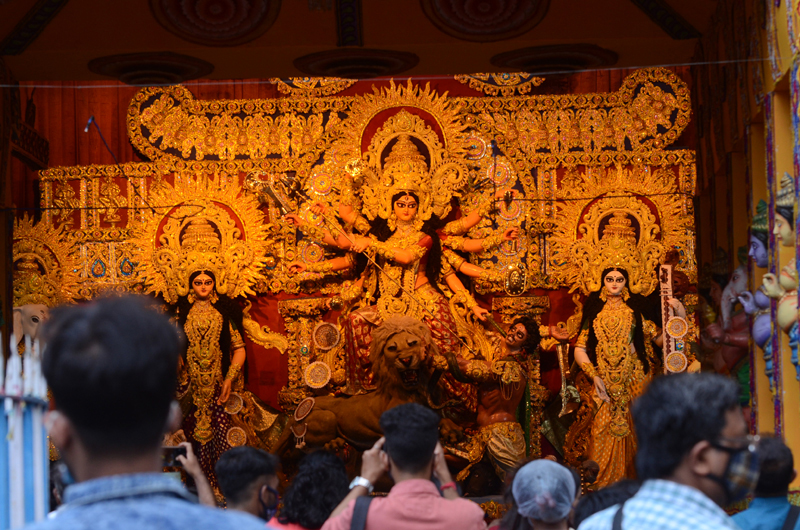 Durga Puja 2020 in Kolkata amid Covid-19