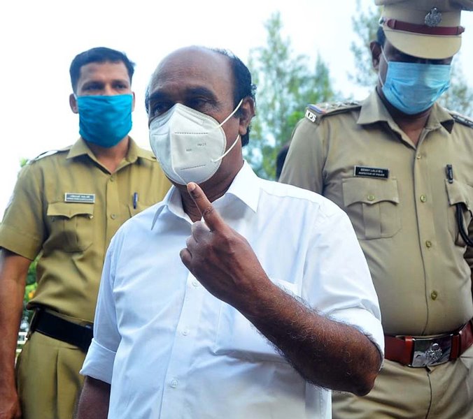 Polling in Kerala's Local Body underway