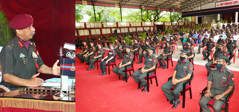 Director General of Ordnance Services, Lt Gen Dalip Singh laying wreath at the War Memorial in Secunderabad