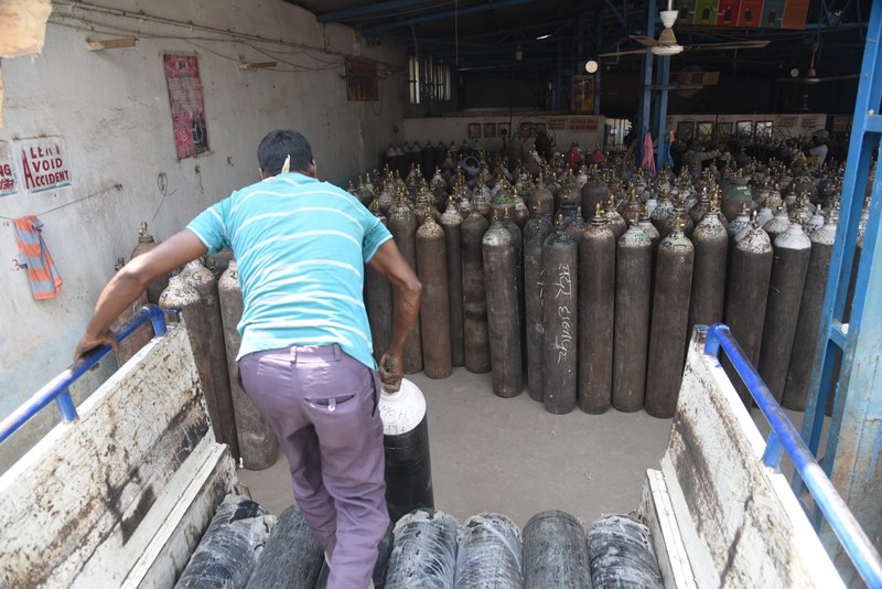 India reels under oxygen crisis amid Covid19