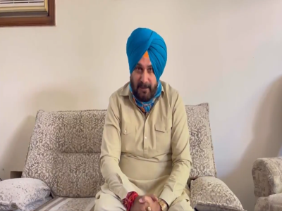 Navjot Sidhu hits back at Punjab AG