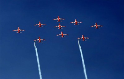 Kashmir: First-of-its-kind air show along Dal Lake banks on Sep 26