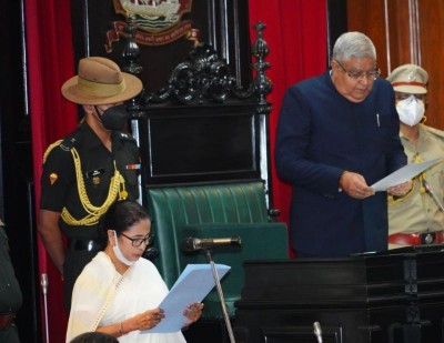 Four days after Bhabanipur win, Mamata Banerjee takes oath as West Bengal MLA