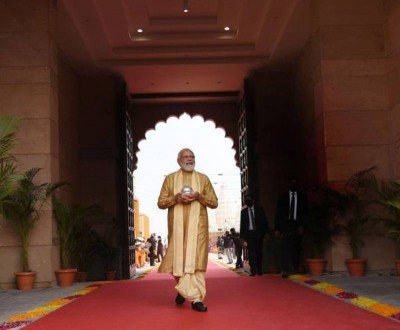 PM inaugurates Shri Kashi Vishwanath Dham in Varanasi