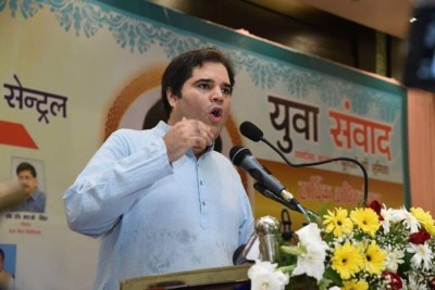Early repeal of farm laws would have saved innocent lives: BJP MP Varun Gandhi writes to Modi