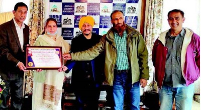 Jammu and Kashmir: Bostan Gulistan group of houseboats awarded