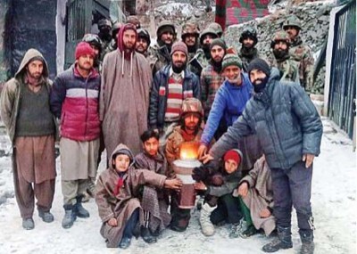 Jammu and Kashmir: Svarnim Vijay Varsh Samroh at Kundian in Keran