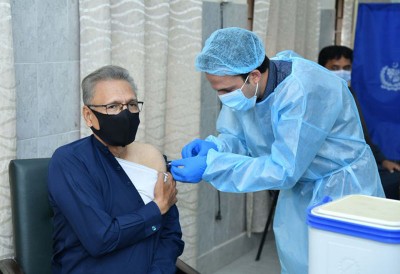 Pakistan President Arif Alvi tests COVID-19 positive after taking first jab of Chinese made vaccine  