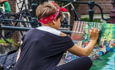 Indian Army hosts painting competition for school students 