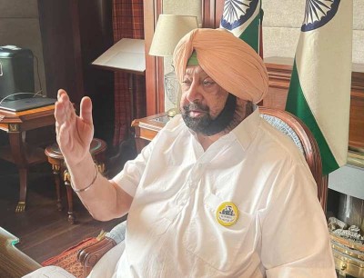 'Stop talking about secularism': Amarinder Singh attacks Congress
