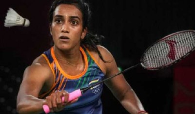 PV Sindhu storms into French Open semi-finale