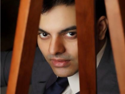 Huge quantity of banned drugs recovered from actor Gaurav Dixit's house in Mumbai