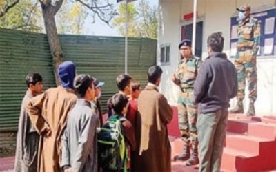 Kashmir: Indian army organises free medical camp at Drugmulla