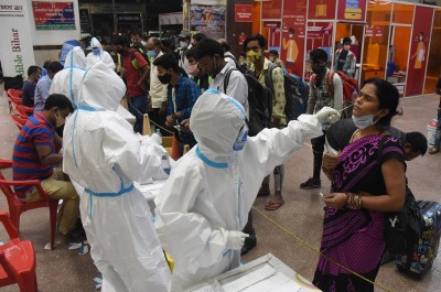 India reports over 2 lakh Covid-19 cases in 24 hours