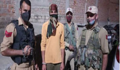 Jammu and Kashmir: Police bust JeM module, arrests four terrorists