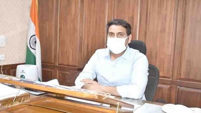 Srinagar administration takes up modernisation of Naanwai shops