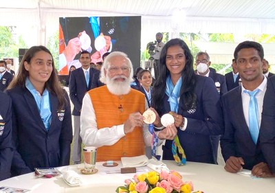 PM Modi meets PV Sindhu in Delhi