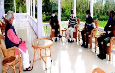 Jammu and Kashmir: Several delegations call on Lt Governor at Srinagar