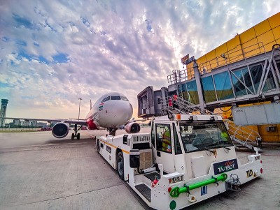 AirAsia India commences revolutionary TaxiBot passenger operations in India