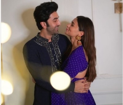 Alia Bhatt delights fans on Diwali by posing with beau Ranbir Kapoor