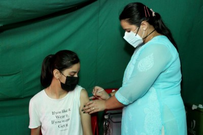 India reports 25,166 COVID-19 cases in 24 hours, lowest in 154 days