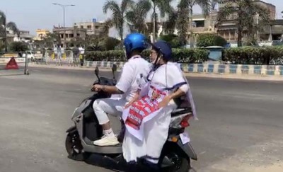 Mamata Banerjee travels in electric scooty to Nabanna protesting fuel price hike