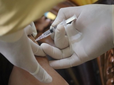 No mixing of vaccines, or single dose of Covishield yet: Centre