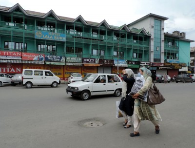 Jammu and Kashmir: Administration lifts weekend curfew as COVID-19 situation improves  