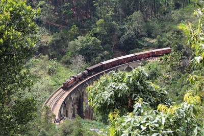 Sri Lanka: Engine drivers decide to boycott operating China-made  railway carriages