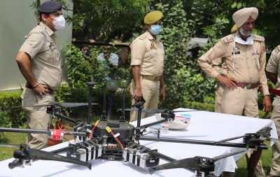 Kashmir: Police display IED in Jammu